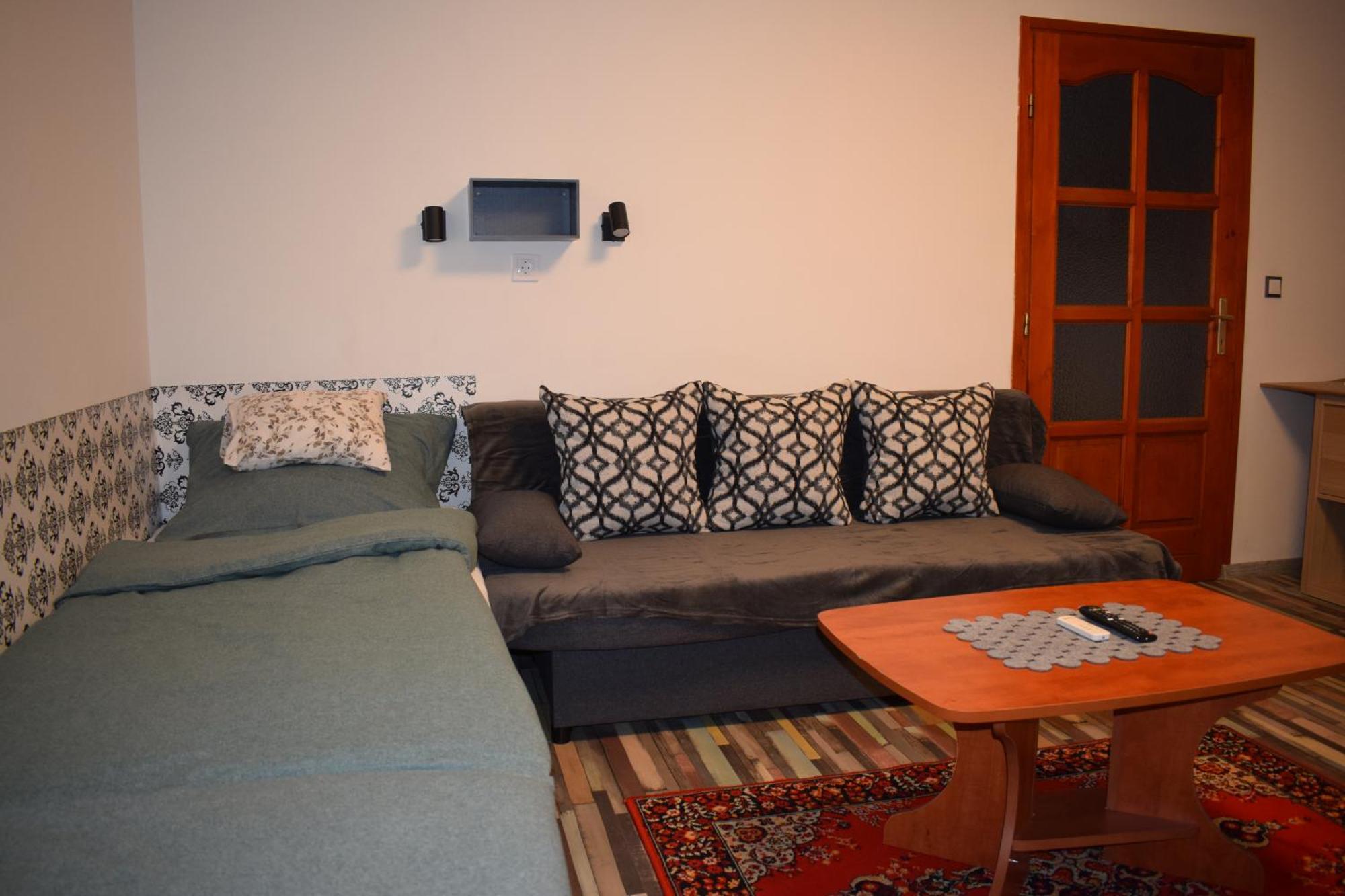 Spacious House In The Outskirts Of * Budapeste